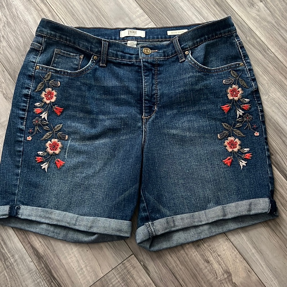 Embroidered distressed denim shorts